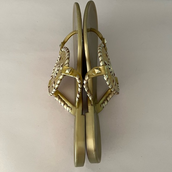 Jack Rogers Gold Rubber Medallion Sandals Boho Beachy Coastal Summer Vacation 9 - Picture 4 of 10